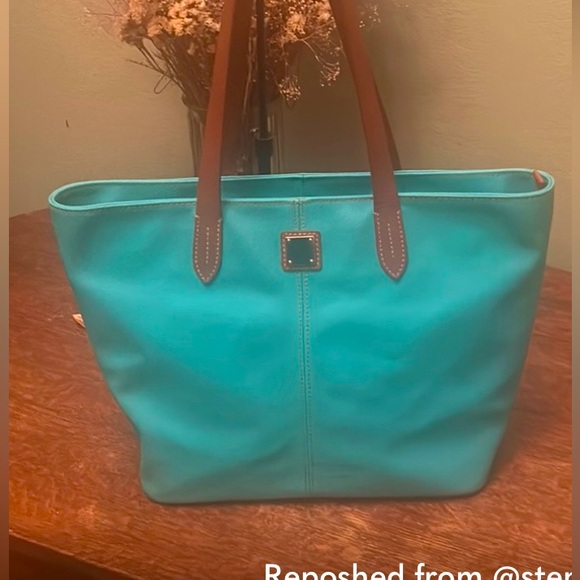 Dooney & Bourke Large Pebbled Tote - Picture 1 of 16